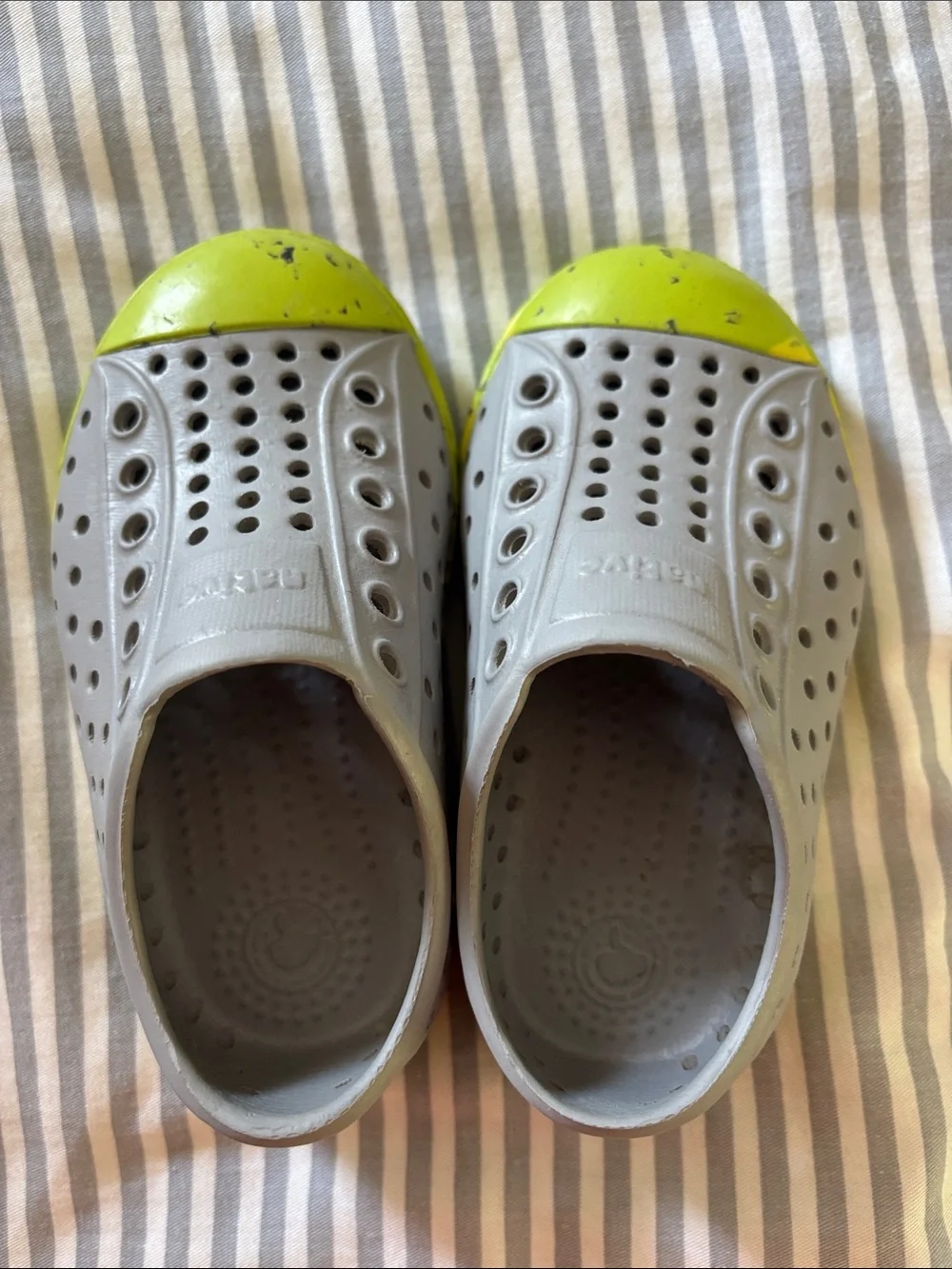 Native Kids Slip-On Water Shoes in Gray and Neon Green